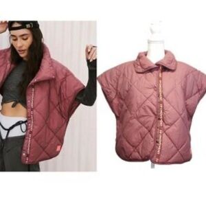 FP Movement Chill Out PrimaLoft Poncho Quilted Puffer Vest NWT One size